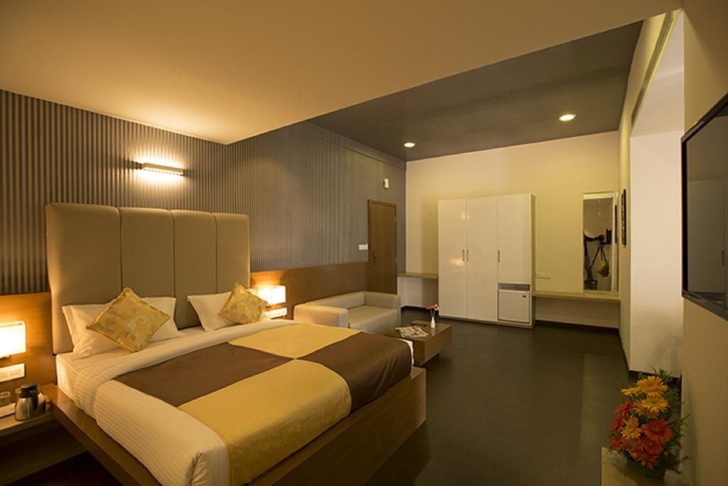 Vinaya Royal Inn Kammasandra Kamer foto