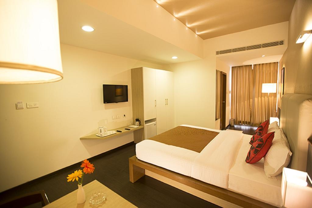 Vinaya Royal Inn Kammasandra Kamer foto